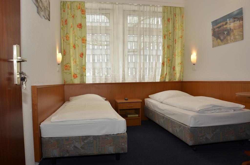 Itm Hotel Oase Hamborg Værelse billede