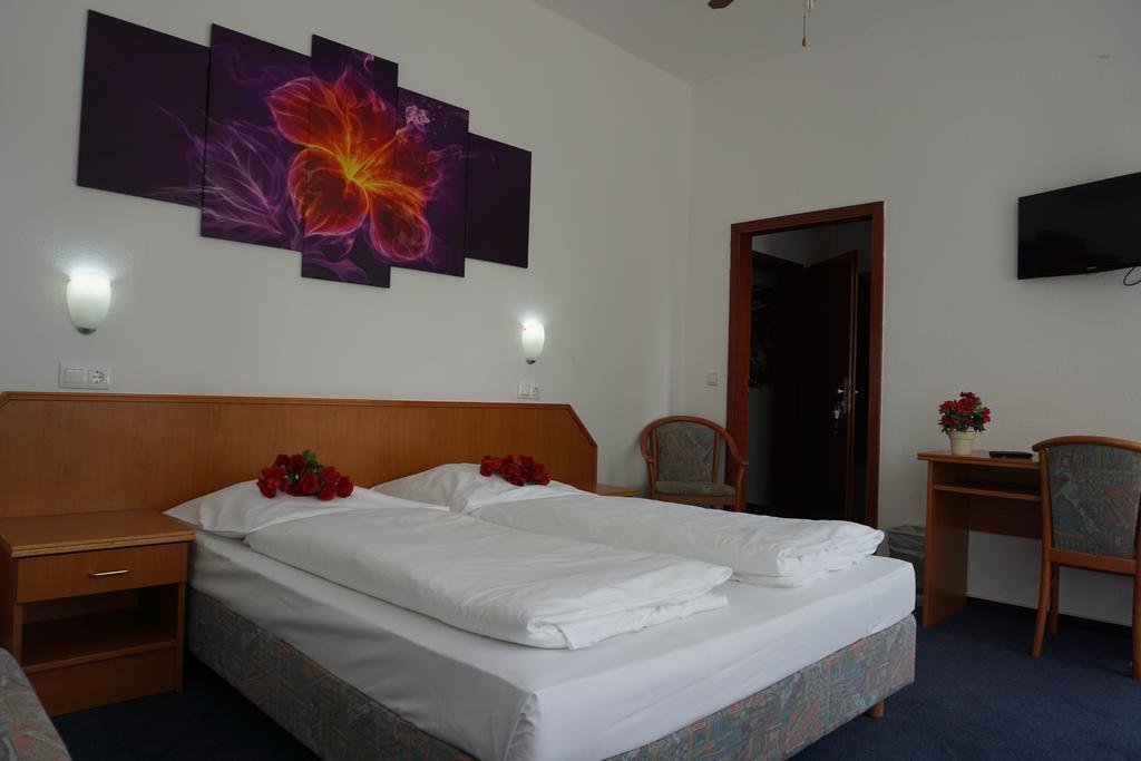 Itm Hotel Oase Hamborg Værelse billede