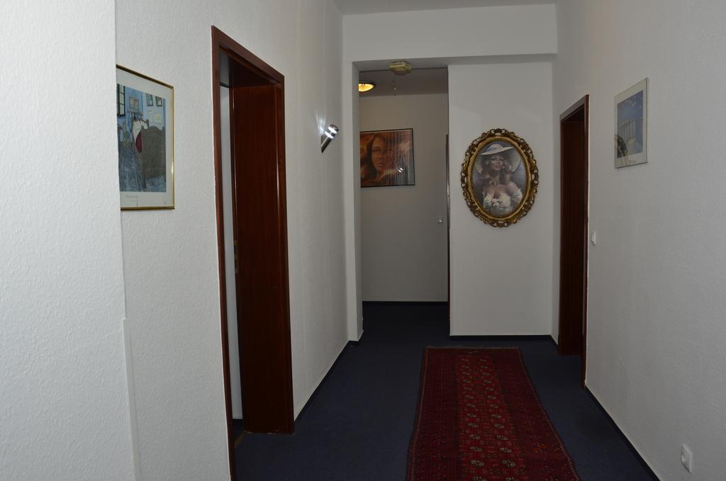 Itm Hotel Oase Hamborg Eksteriør billede